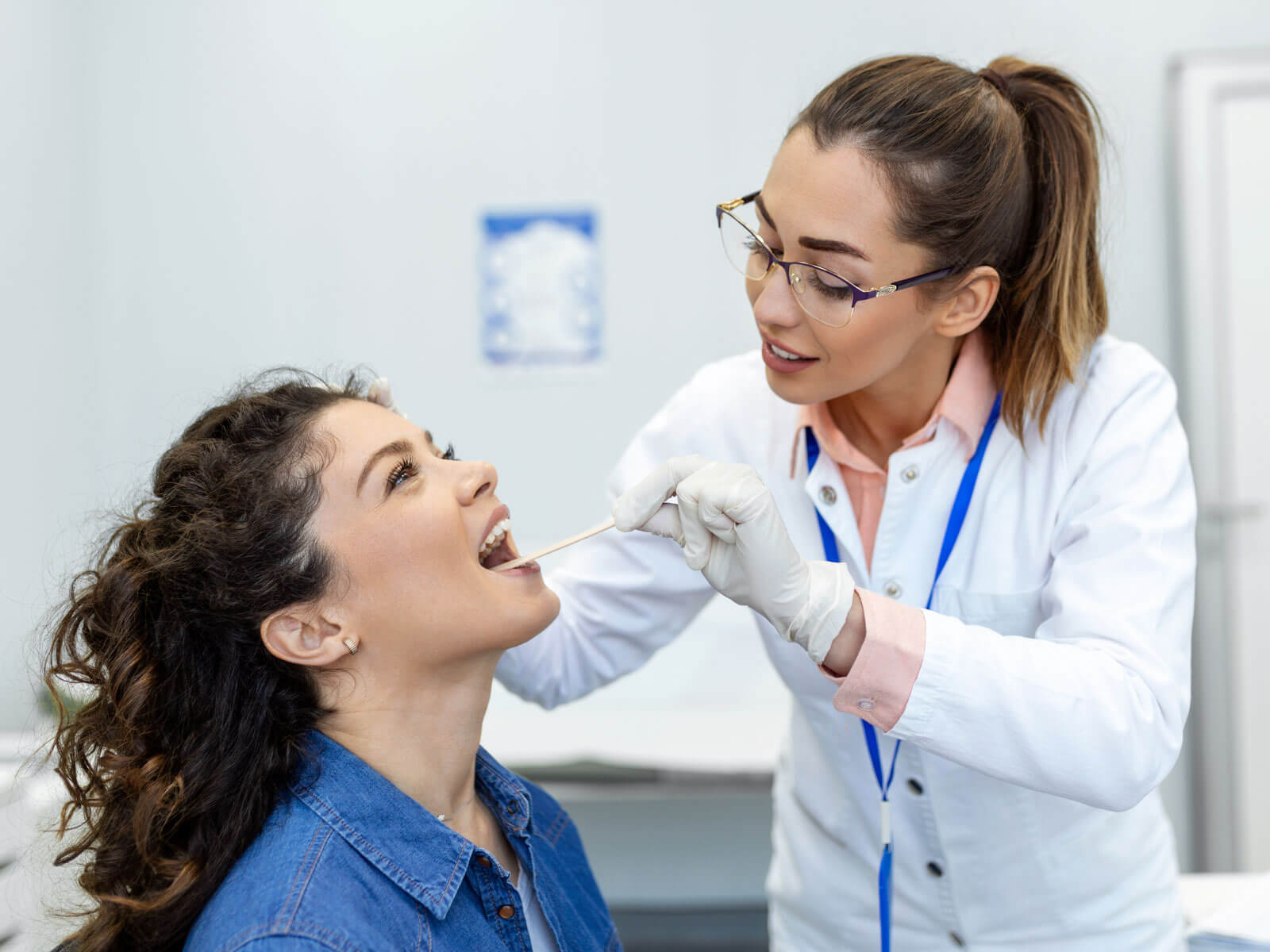 5 Signs You Should See a Dentist Before Your Next Scheduled Appointment